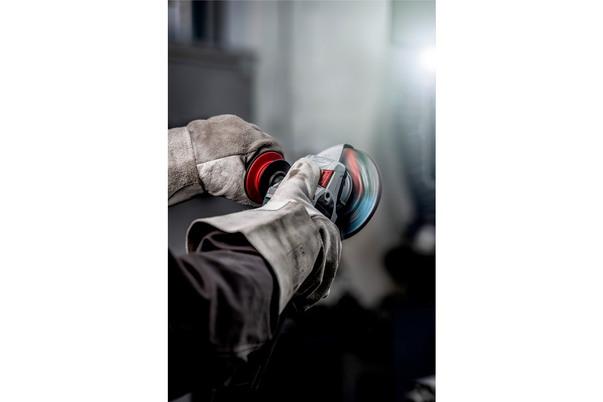 Угловая шлифмашина Metabo WEV 17-125 Quick