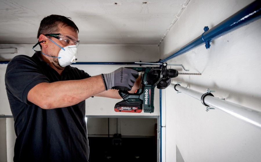 Перфоратор Metabo BH 18 LTX BL 16