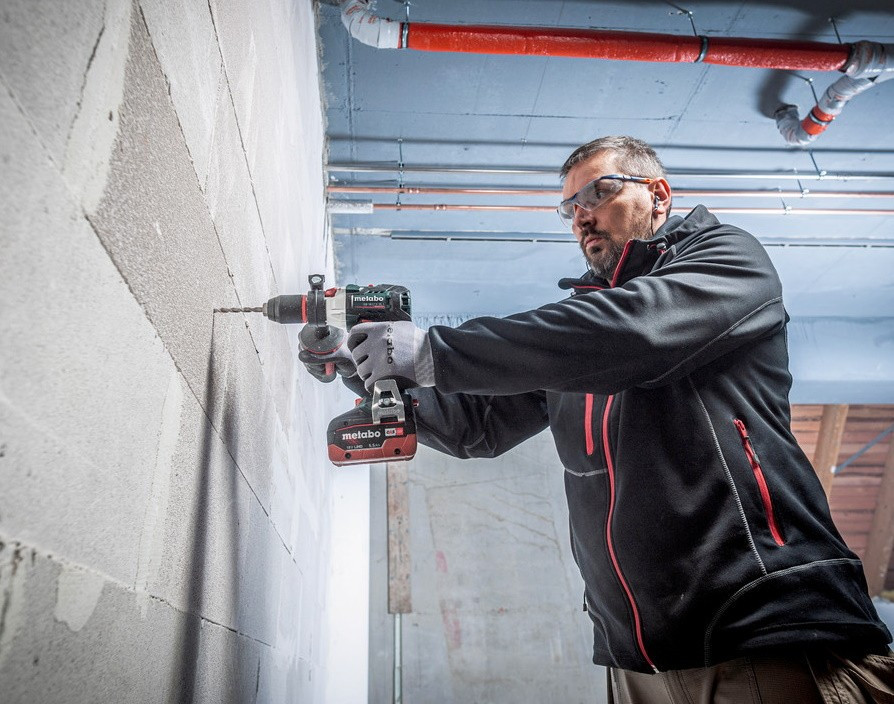 Дриль-шуруповерт Metabo SB 18 LTX BL I