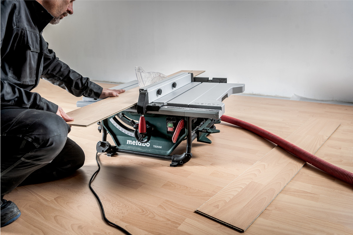Пила настільна циркулярна Metabo TS 254 M вид зверху
