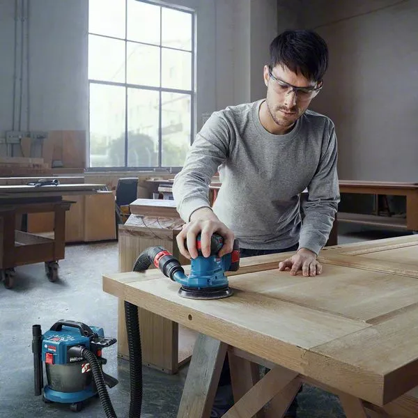 Bosch GEX 185-LI вид збоку