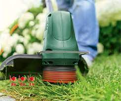 Тример Bosch EasyGrassCut 23 збоку