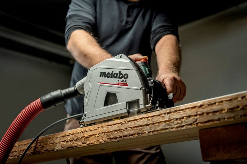Дискова пила Metabo в кейсі