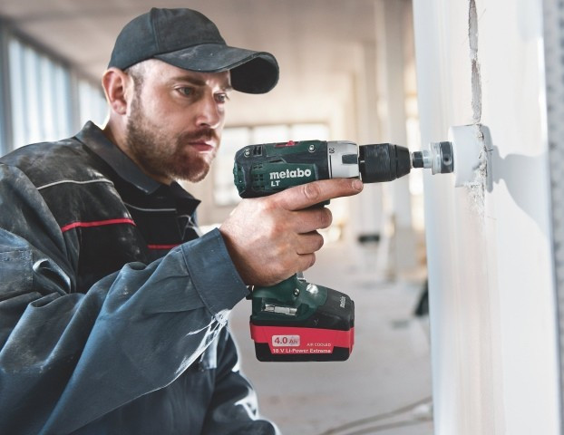 Дрель-шуруповерт Metabo BS 18 LT Compact