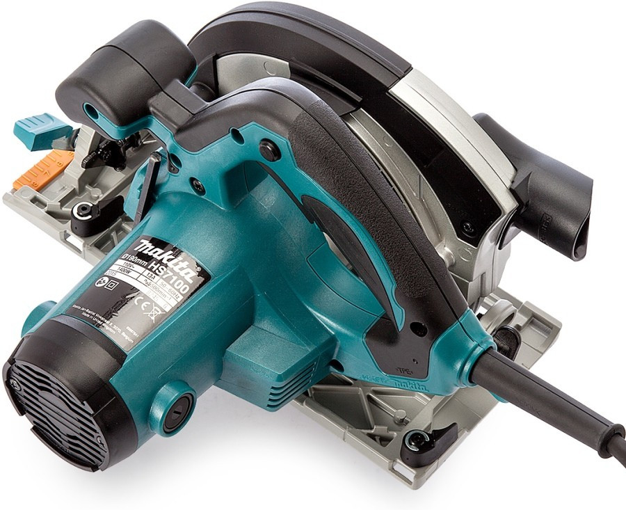 Ручна дискова пила Makita HS7100