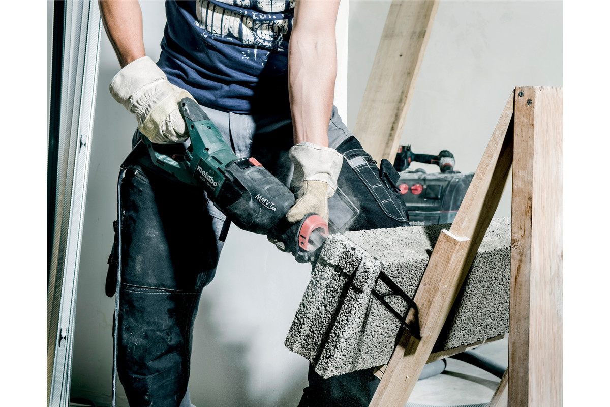 Сабельная пила Metabo SSEP 1400 MVT