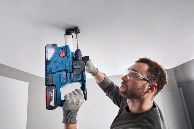 Аккумуляторный перфоратор Bosch GBH 185-LI спереди