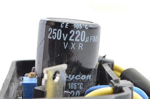 Автоматичний регулятор напруги AVR для генераторів 2-3 кВт } фото
