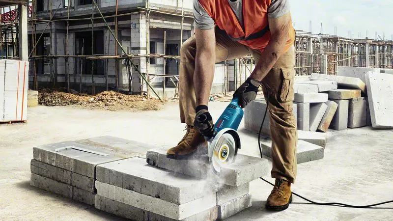 Кутова шліфмашина Bosch Professional GWS 2200 (06018C1320) } фото