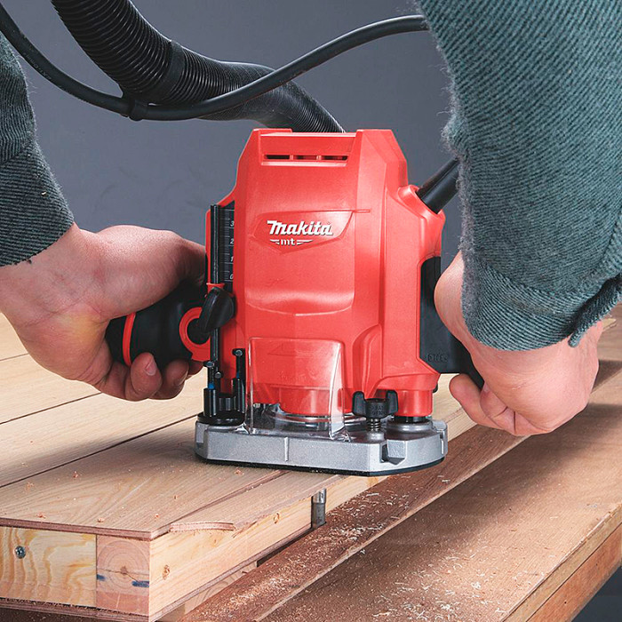 Фрезер Makita M3601 вид спереди